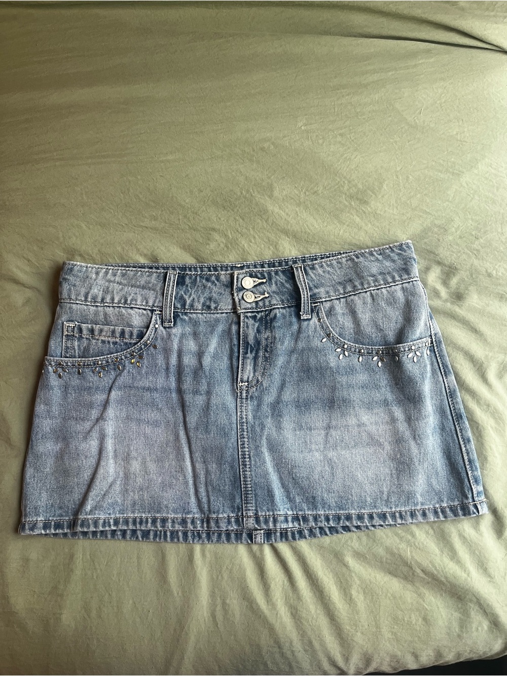Hollister Denim Mini Skirt — Size 6!!